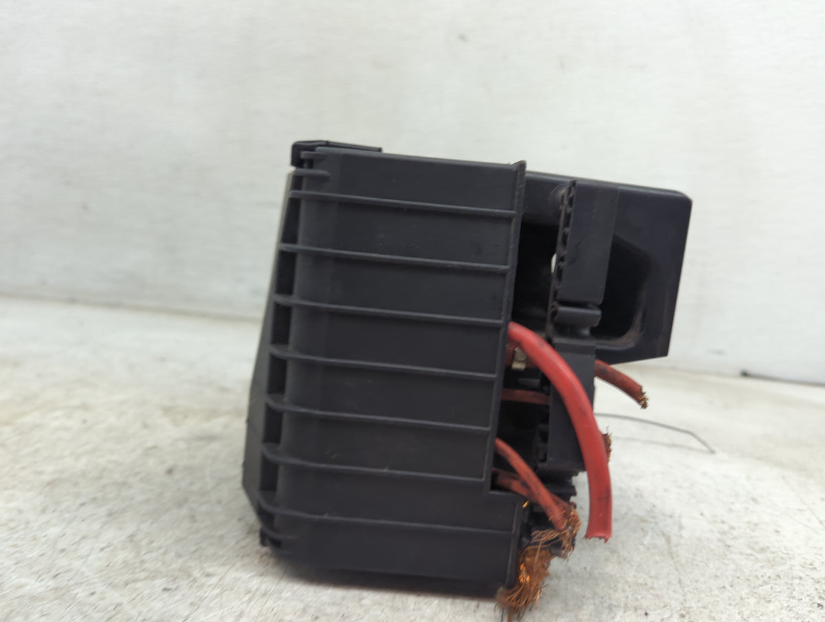 2012-2018 Volkswagen Tiguan Fusebox Fuse Box Panel Relay Module P/N:3C0937125A 5A211635241114 Fits OEM Used Auto Parts - Oem