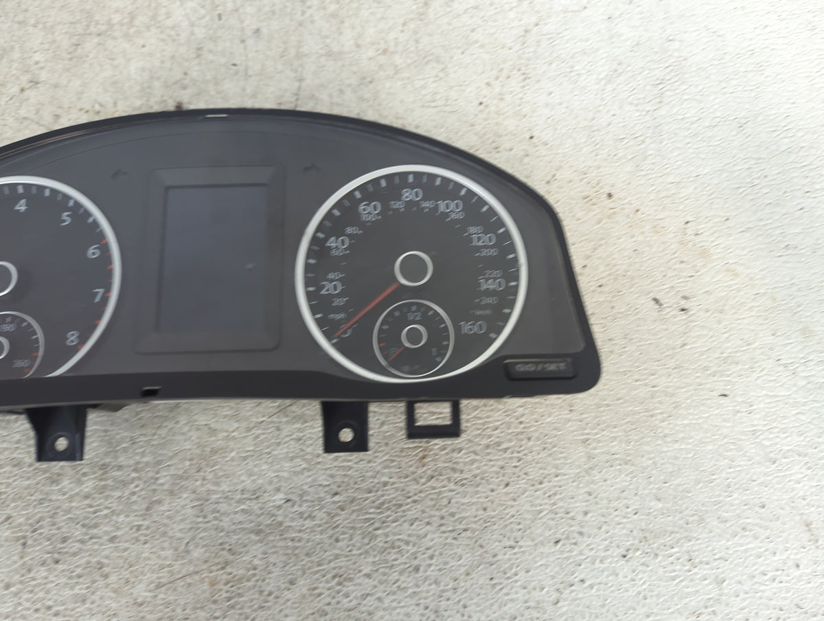 2015-2017 Volkswagen Tiguan Instrument Cluster Speedometer Gauges P/N:5N0920973H A2C89919500 Miles: Fits Fits 2015 2016 2017
