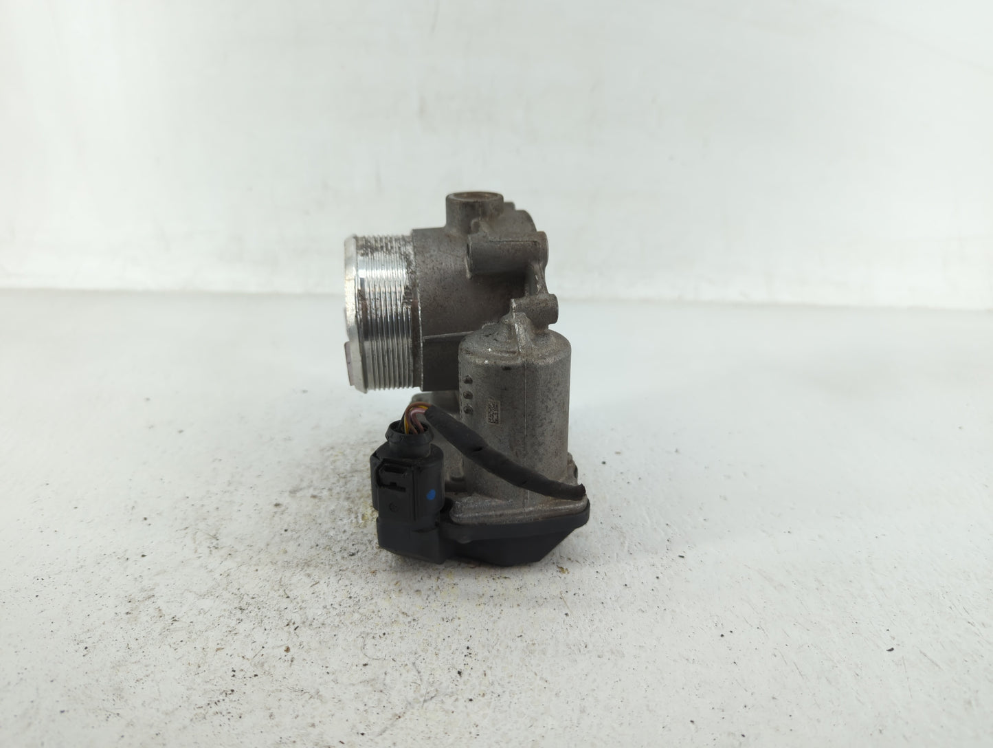 2009-2018 Volkswagen Tiguan Throttle Body P/N:06F 133 062 G 06F 133 062 Q Fits OEM Used Auto Parts - Oemusedautoparts1.com