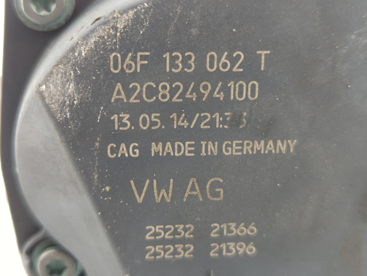 2009-2018 Volkswagen Tiguan Throttle Body P/N:06F 133 062 G 06F 133 062 Q Fits OEM Used Auto Parts - Oemusedautoparts1.com