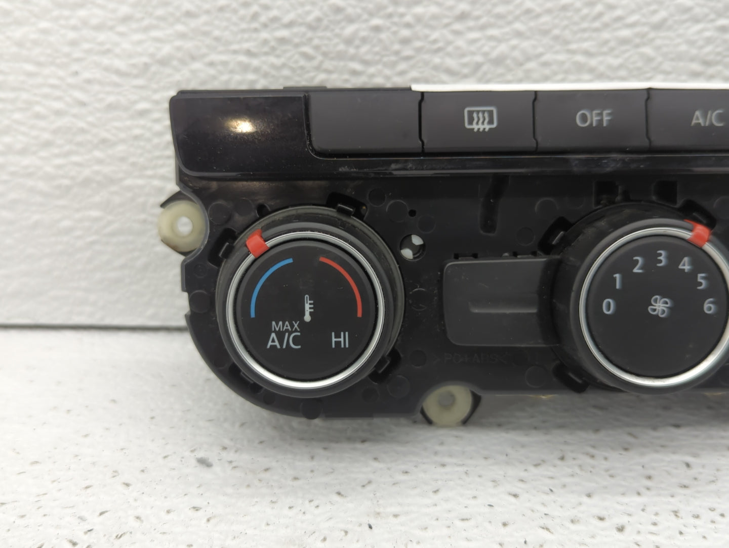 2013-2015 Volkswagen Tiguan Climate Control Module Temperature AC/Heater Replacement P/N:561 907 426 B 561 907 426 Fits OEM 
