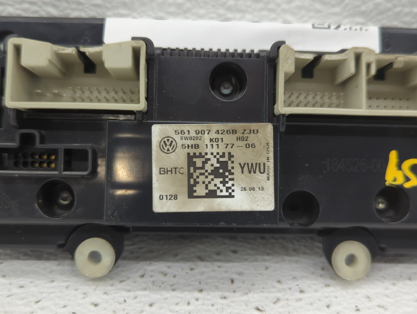 2013-2015 Volkswagen Tiguan Climate Control Module Temperature AC/Heater Replacement P/N:561 907 426 B 561 907 426 Fits OEM 
