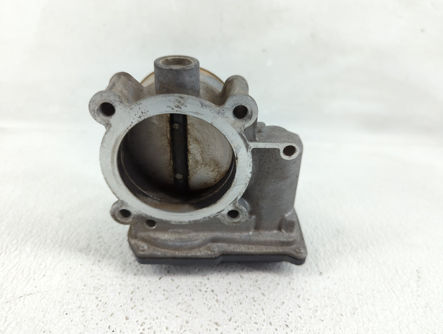 2013-2016 Volvo S60 Throttle Body P/N:31331277 Fits Fits 2013 2014 2015 2016 OEM Used Auto Parts - Oemusedautoparts1.com