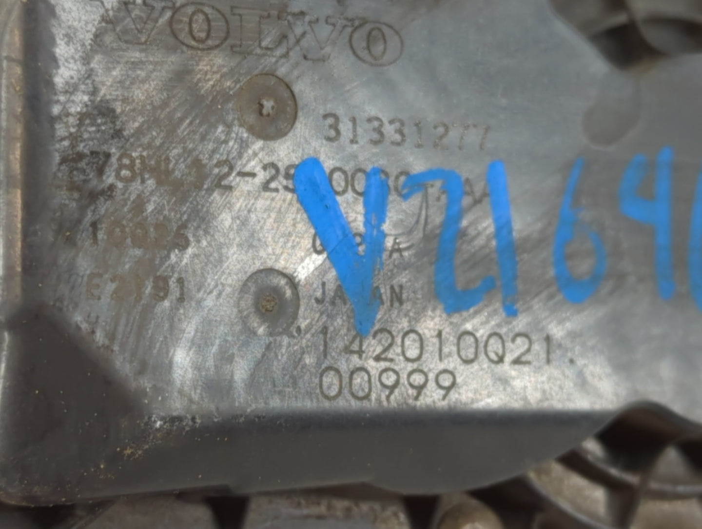 2013-2016 Volvo S60 Throttle Body P/N:31331277 Fits Fits 2013 2014 2015 2016 OEM Used Auto Parts - Oemusedautoparts1.com