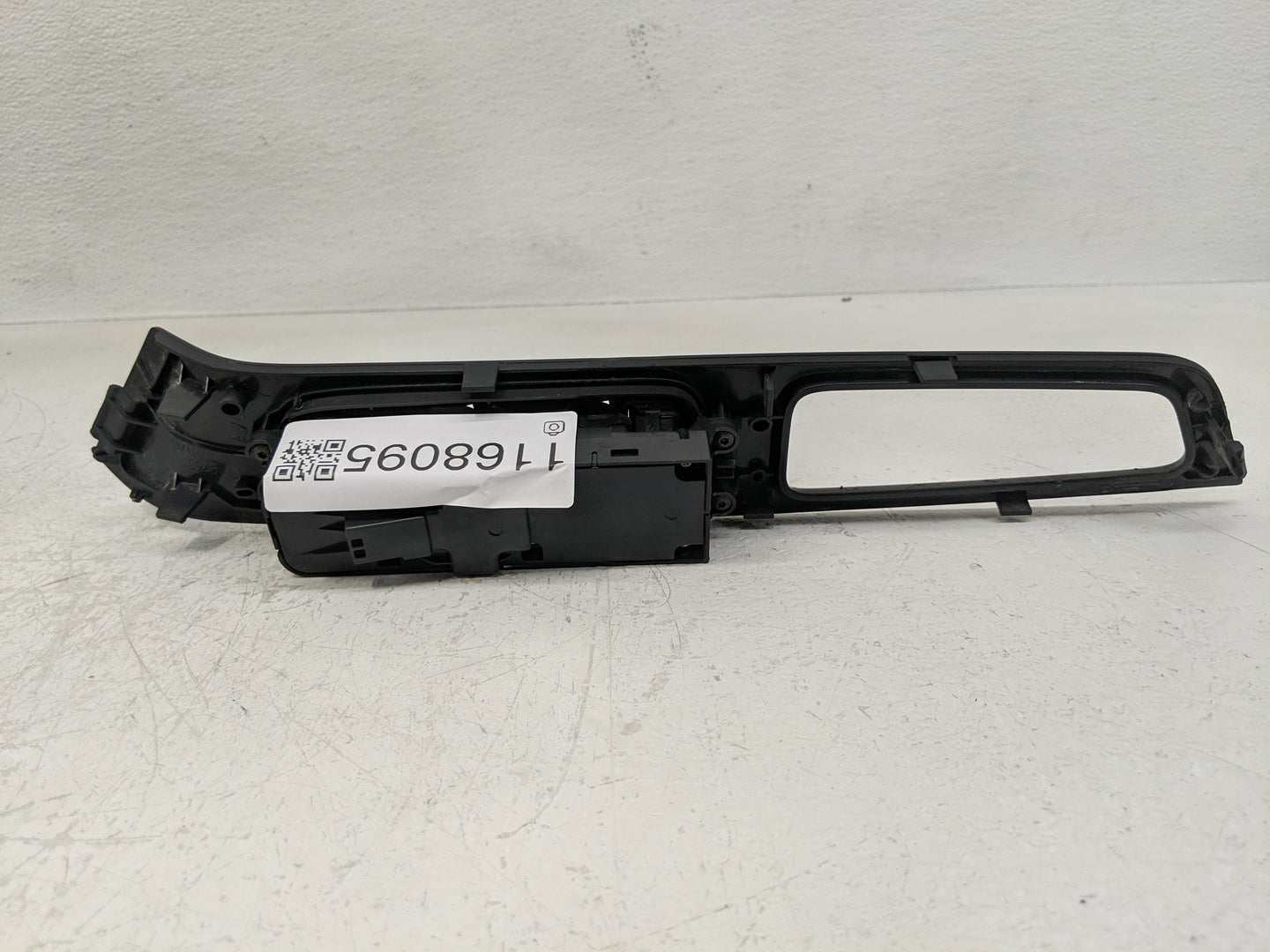 2014-2018 Volvo S60 Master Power Window Switch Replacement Driver Side Left P/N:31376498 23968 Fits Fits 2014 2015 2016 2017