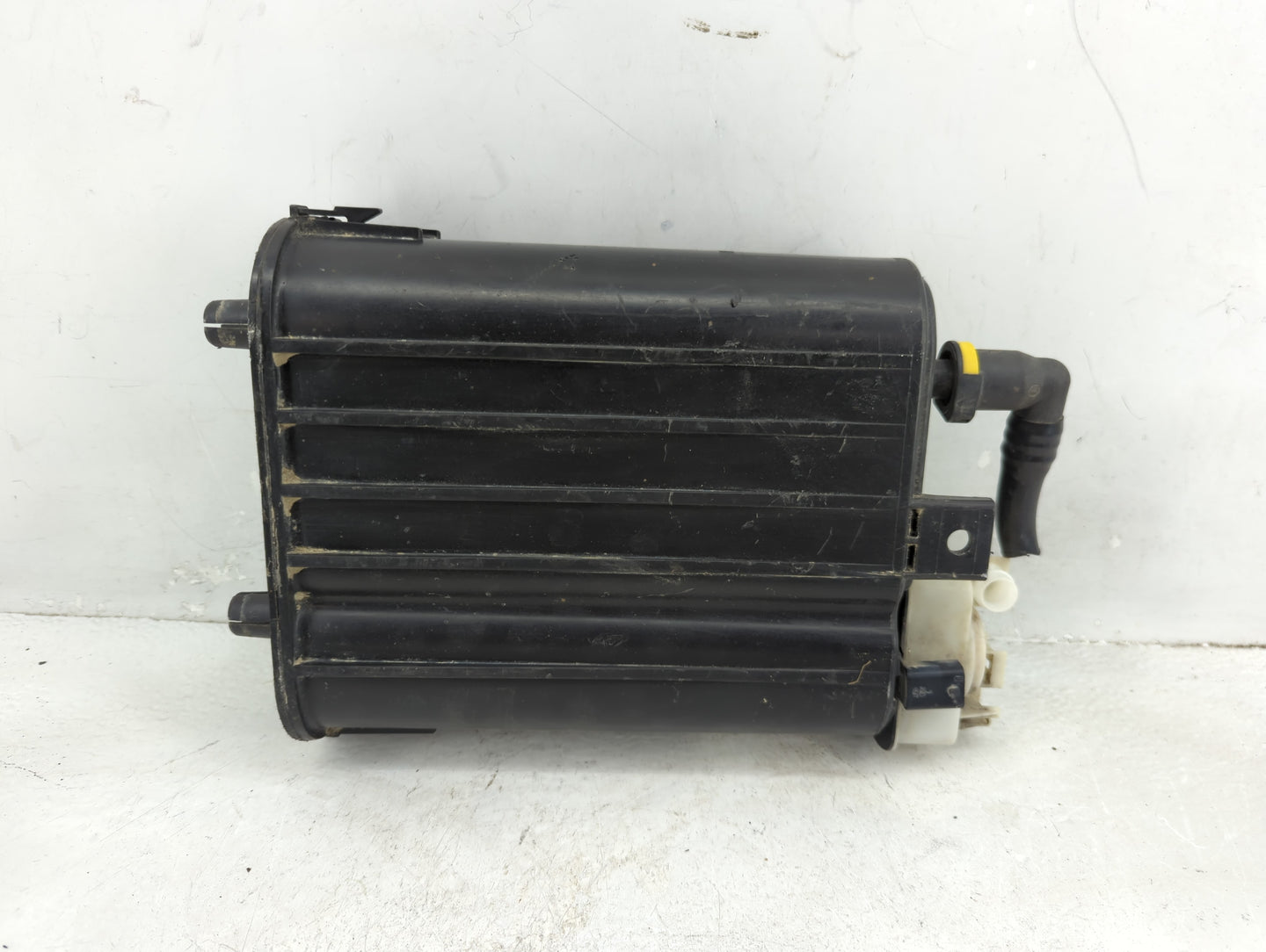 2015 Volvo S60 Fuel Vapor Charcoal Canister - Oemusedautoparts1.com