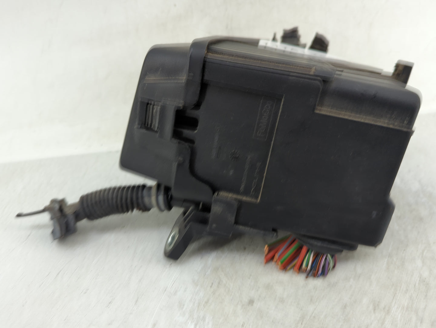 2014-2018 Volvo S60 Fusebox Fuse Box Panel Relay Module P/N:6G9T-14A076-MB Fits Fits 2012 2014 2015 2016 2017 2018 OEM Used 