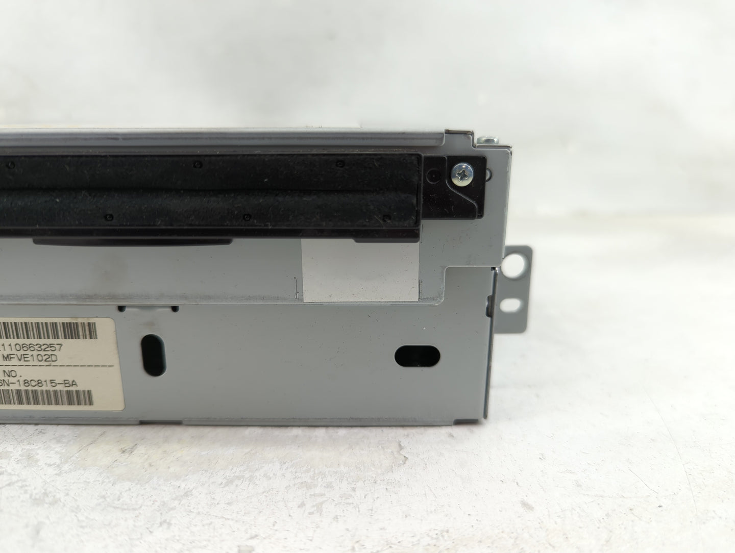 2014-2015 Volvo S60 Radio AM FM Cd Player Receiver Replacement P/N:CF6N-18C815-BA 31396097 AA, MFVE102D Fits Fits 2014 2015 