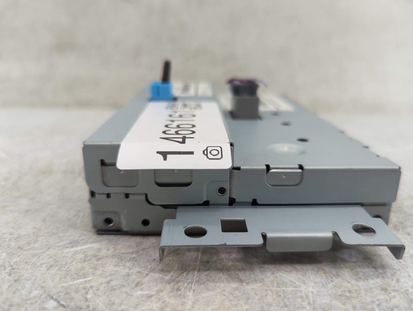 2015-2018 Volvo S60 Information Display Screen - Oemusedautoparts1.com