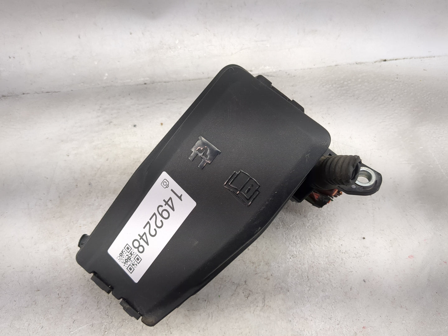 2014-2018 Volvo S60 Fusebox Fuse Box Panel Relay Module P/N:30644652 Fits Fits 2012 2014 2015 2016 2017 2018 OEM Used Auto P