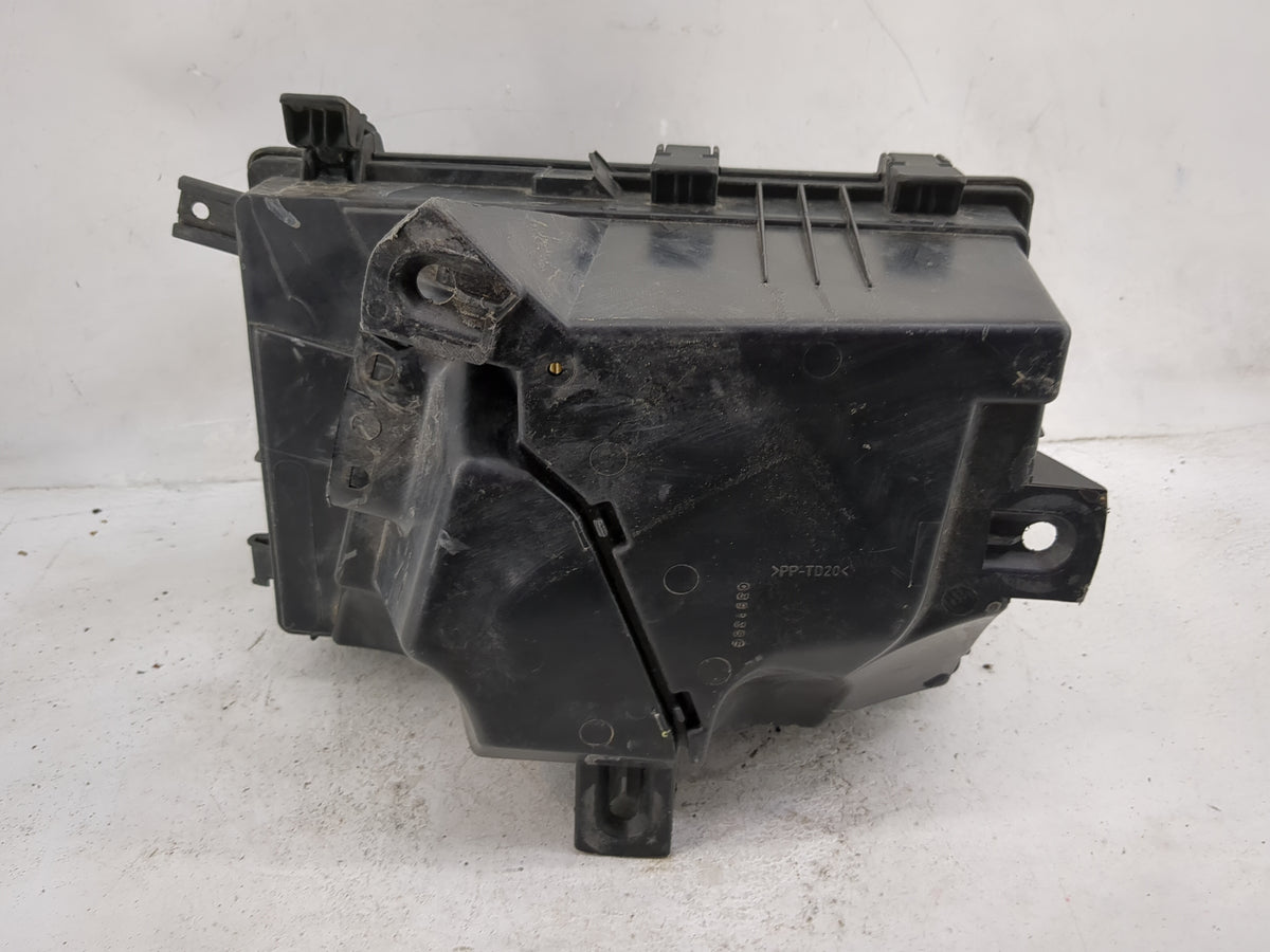2015-2016 Volvo S60 Air Cleaner Intake-duct Hose Tube - Oemusedautoparts1.com
