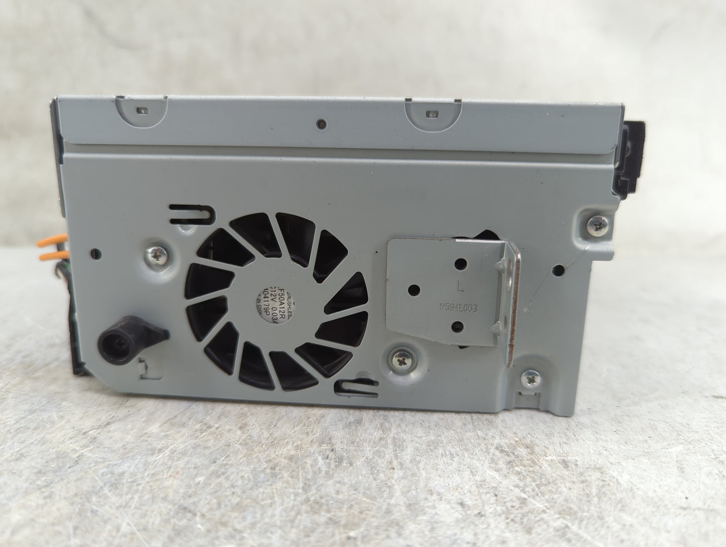 2015 Volvo V60 Radio AM FM Cd Player Receiver Replacement P/N:31421665 HW:31382427, 3AFA06C, NR-1VU321-2, 78HL14-3930140-AAA