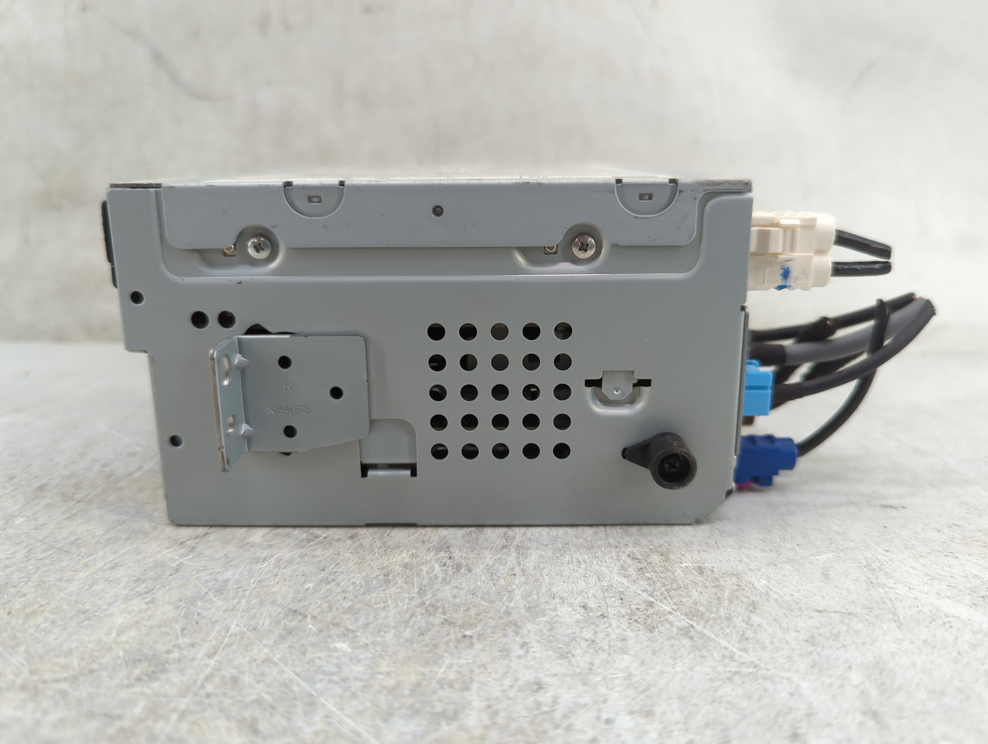 2015 Volvo V60 Radio AM FM Cd Player Receiver Replacement P/N:31421665 HW:31382427, 3AFA06C, NR-1VU321-2, 78HL14-3930140-AAA