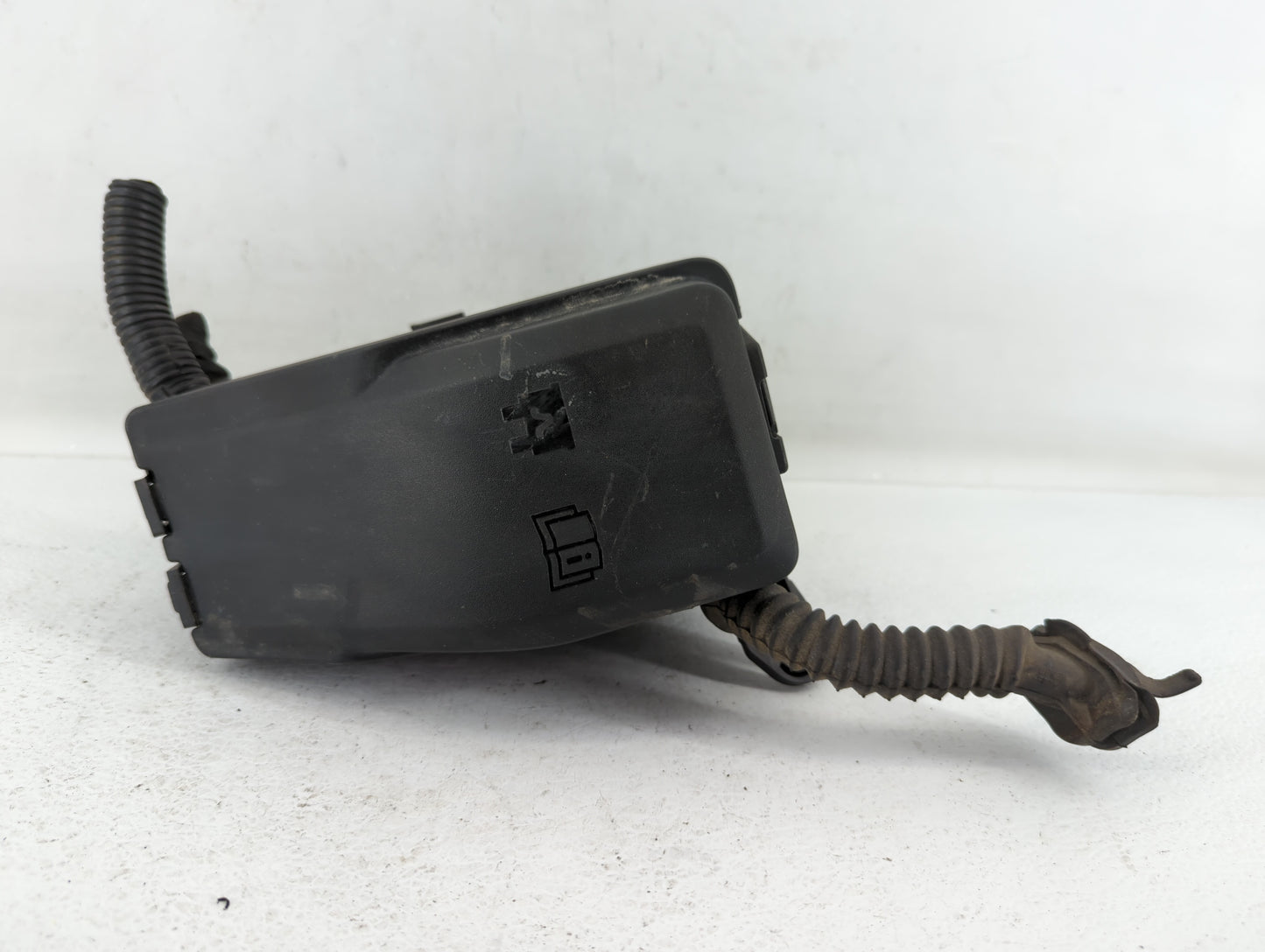 2015-2018 Volvo V60 Fusebox Fuse Box Panel Relay Module P/N:30644652 Fits Fits 2012 2014 2015 2016 2017 2018 OEM Used Auto P