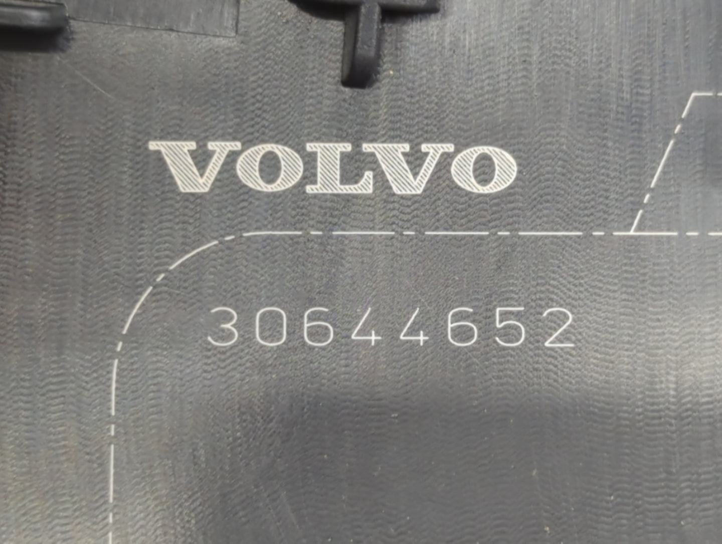 2015-2018 Volvo V60 Fusebox Fuse Box Panel Relay Module P/N:30644652 Fits Fits 2012 2014 2015 2016 2017 2018 OEM Used Auto P