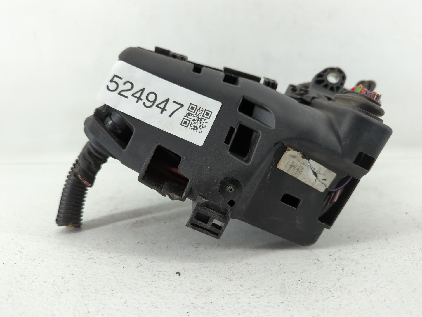 2015-2018 Volvo V60 Fusebox Fuse Box Panel Relay Module P/N:30644652 Fits Fits 2012 2014 2015 2016 2017 2018 OEM Used Auto P