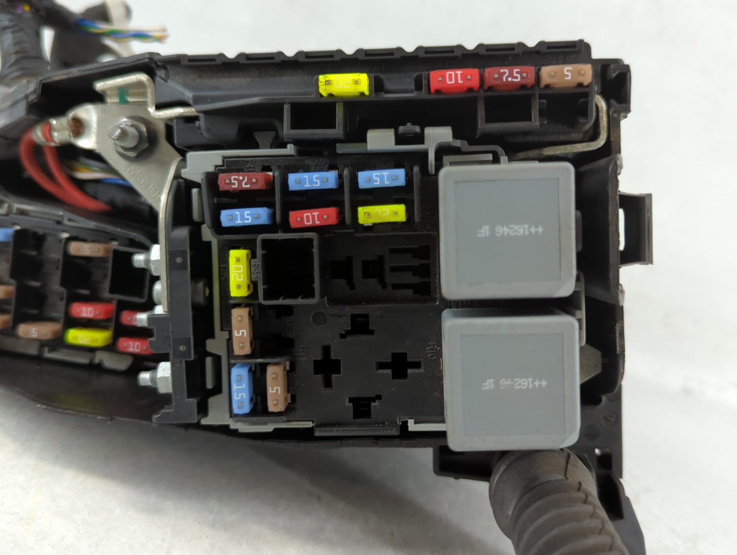 2015-2018 Volvo V60 Fusebox Fuse Box Panel Relay Module P/N:6G9T-14A076 Fits Fits 2012 2014 2015 2016 2017 2018 OEM Used Aut
