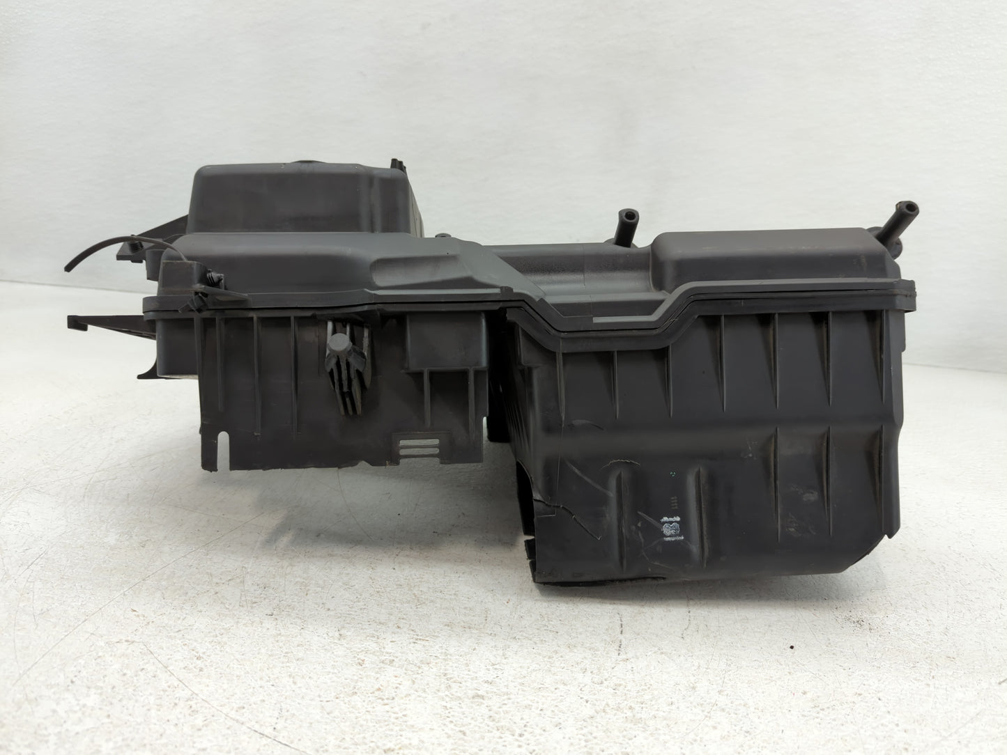2015-2016 Volvo V60 Air Cleaner Intake-duct Hose Tube - Oemusedautoparts1.com