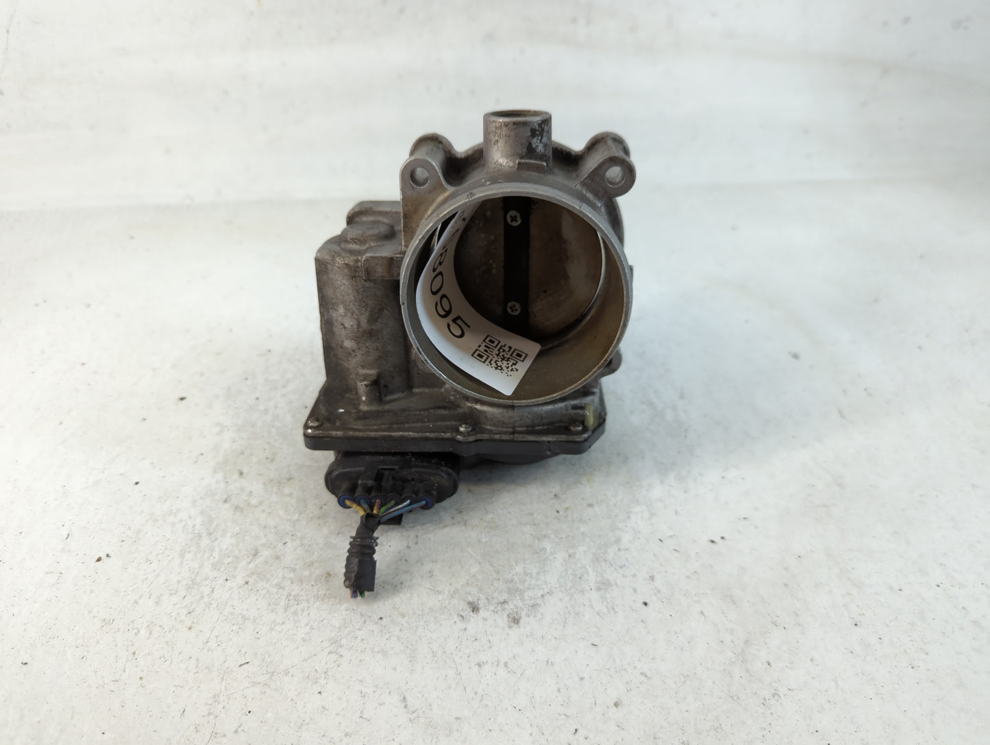 2015-2016 Volvo V60 Throttle Body P/N:78HL12-2510030-AAA 31331277 Fits Fits 2013 2014 2015 2016 OEM Used Auto Parts - Oemuse