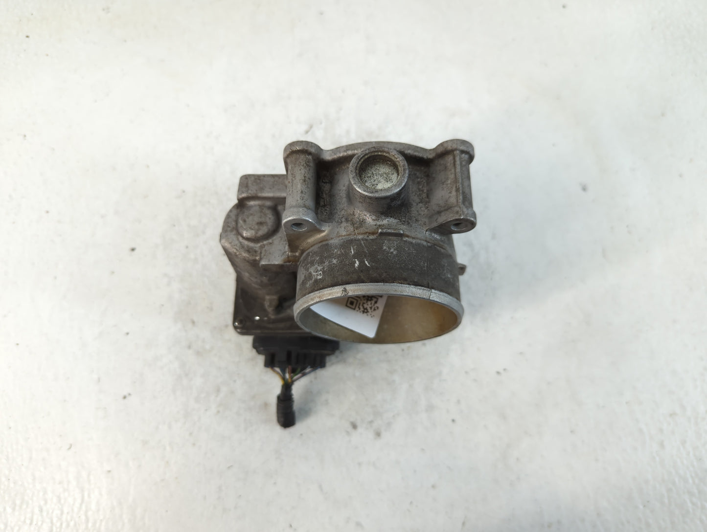 2015-2016 Volvo V60 Throttle Body P/N:78HL12-2510030-AAA 31331277 Fits Fits 2013 2014 2015 2016 OEM Used Auto Parts - Oemuse
