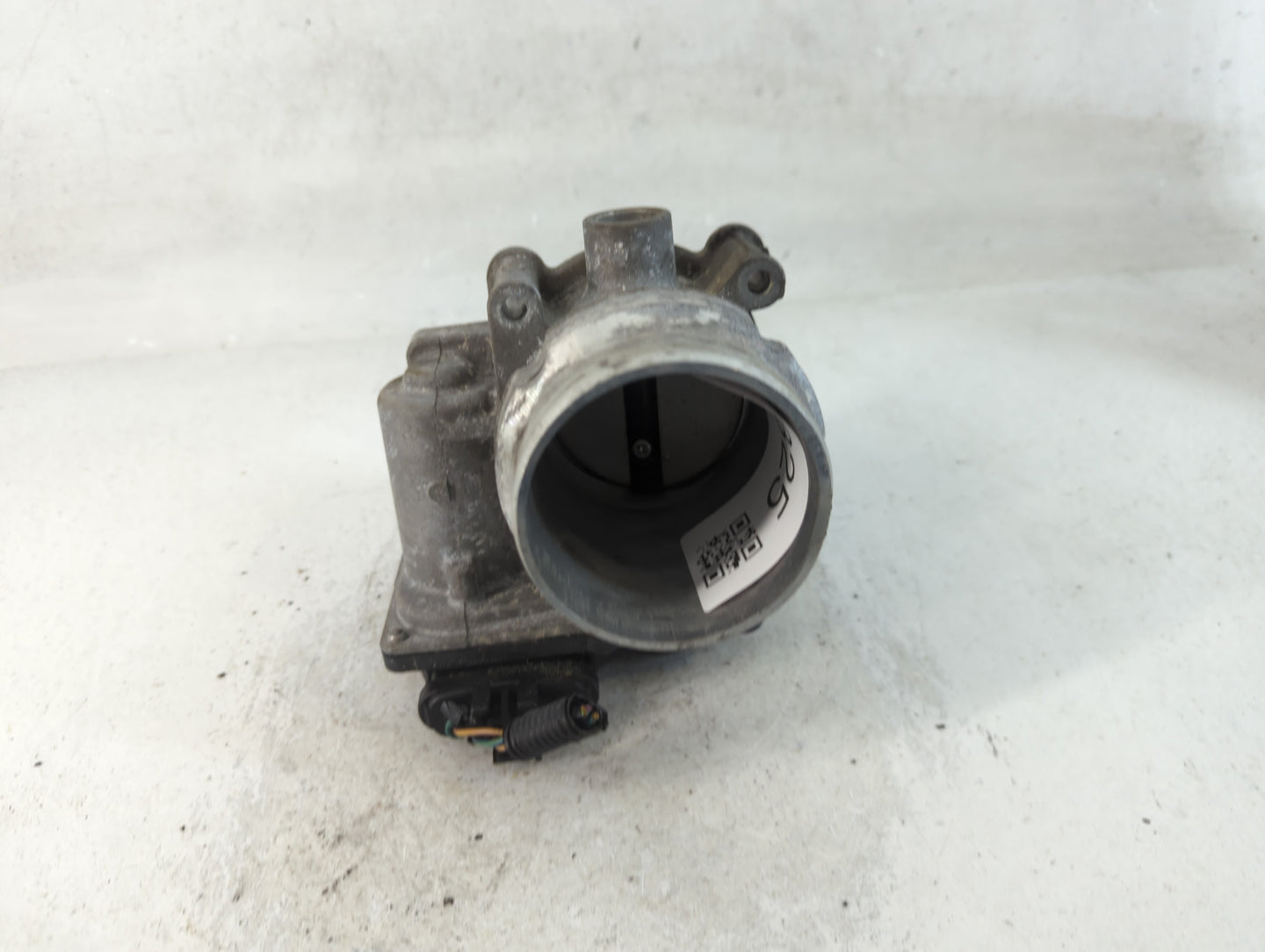2015-2020 Volvo V60 Throttle Body P/N:HL13-2510030-AAA Fits Fits 2015 2016 2017 2018 2019 2020 2021 OEM Used Auto Parts - Oe