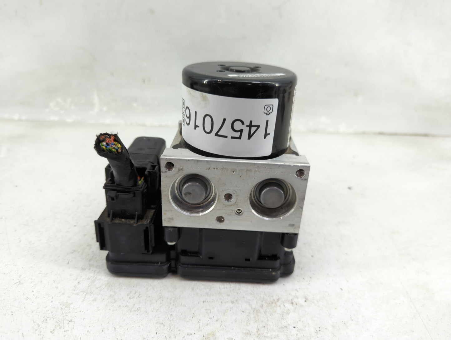 2011-2015 Volvo Xc60 ABS Pump Control Module Replacement Fits Fits 2011 2012 2013 2014 2015 2016 OEM Used Auto Parts - Oemus