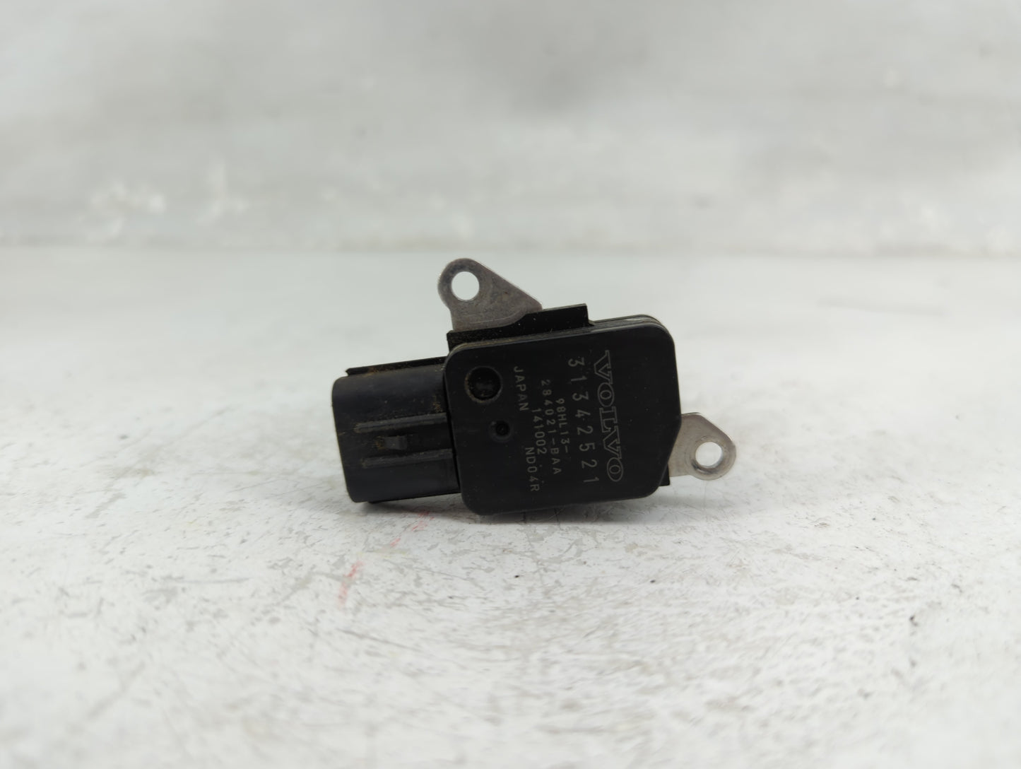 2015-2017 Volvo Xc60 Mass Air Flow Meter Maf - Oemusedautoparts1.com