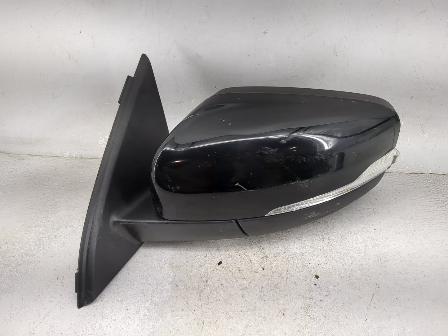 2014-2017 Volvo Xc60 Driver Side View Mirror - Left Door Mirror OEM Used - Oemusedautoparts1.com