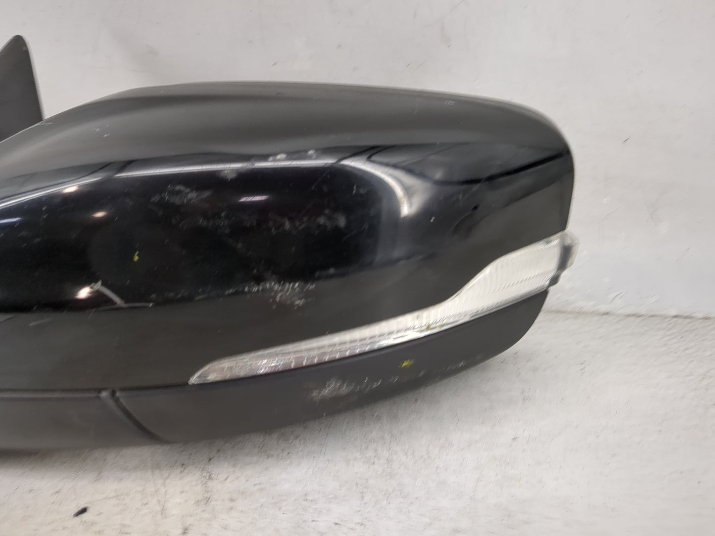 2014-2017 Volvo Xc60 Driver Side View Mirror - Left Door Mirror OEM Used - Oemusedautoparts1.com
