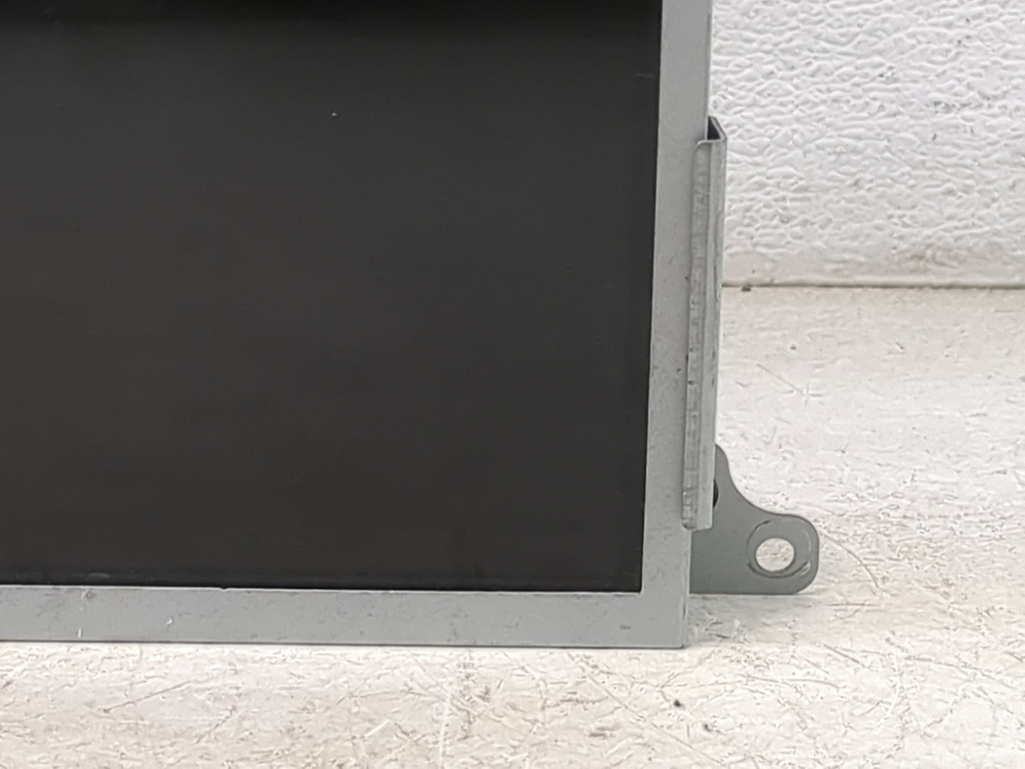2016 Ford Taurus Information Display Screen 1468436 - Oemusedautoparts1.com