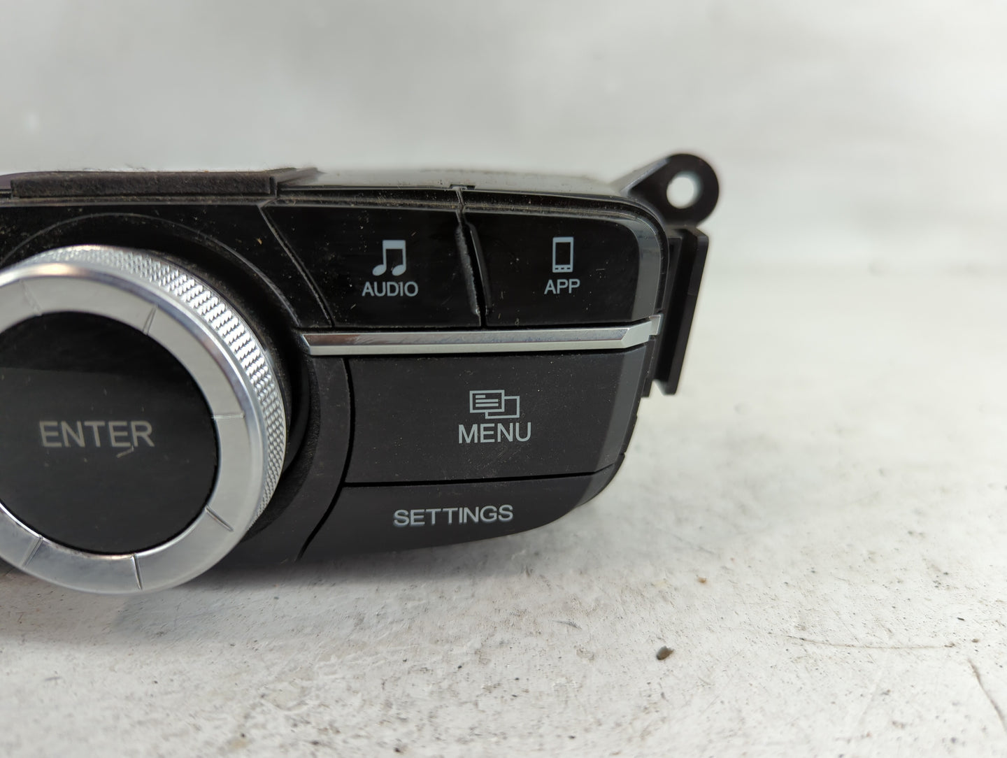 2016-2018 Acura Ilx Radio AM FM Cd Player Receiver Replacement P/N:TX6-A010 Fits Fits 2016 2017 2018 OEM Used Auto Parts - O