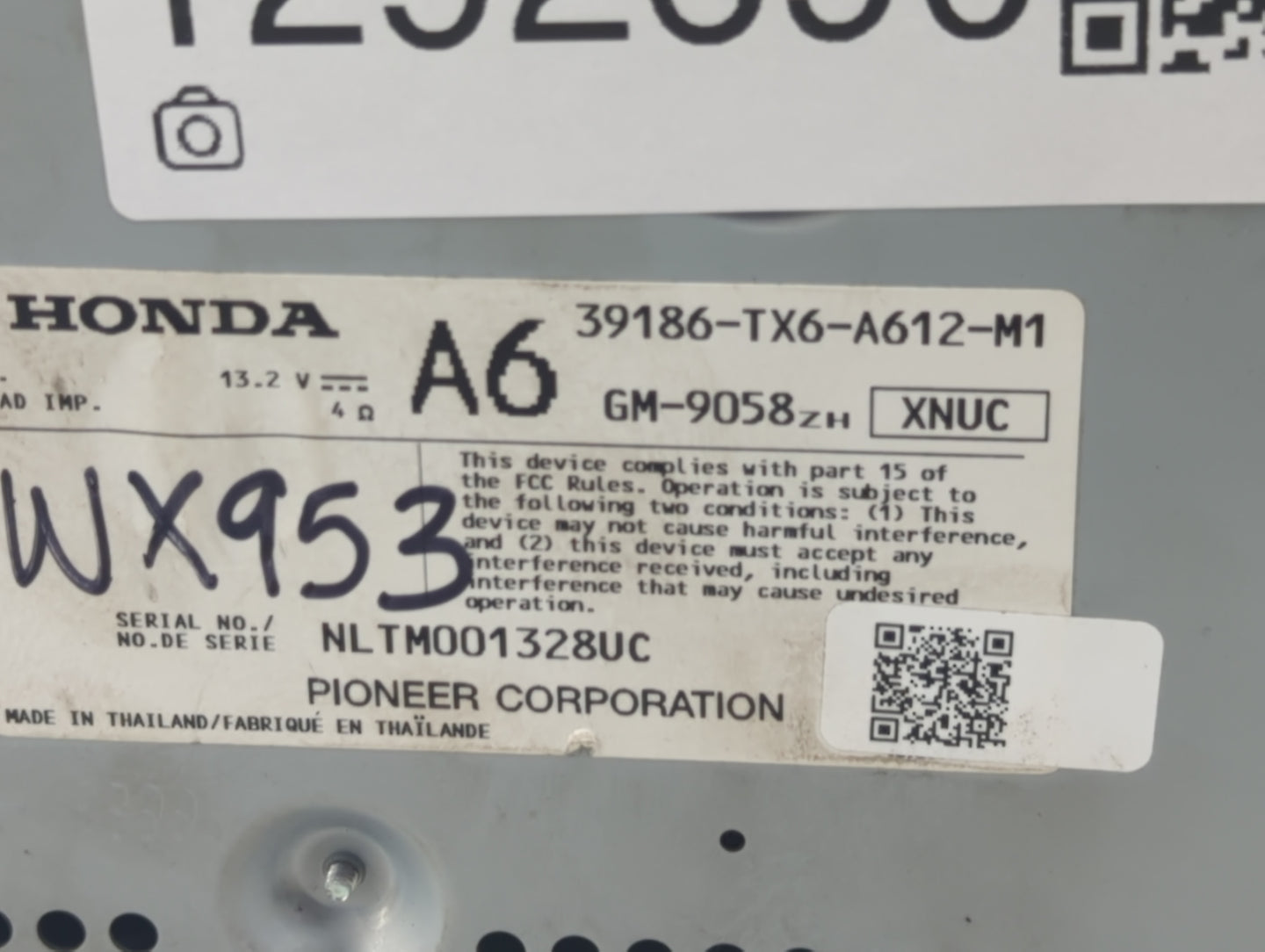 2017-2018 Acura Ilx Radio AM FM Cd Player Receiver Replacement P/N:39186-TX6-A612-M1 Fits Fits 2017 2018 OEM Used Auto Parts