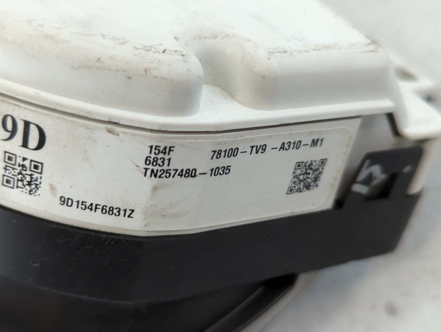 2016-2018 Acura Ilx Instrument Cluster Speedometer Gauges P/N:78100-TV9-A310-M1 Fits Fits 2016 2017 2018 OEM Used Auto Parts