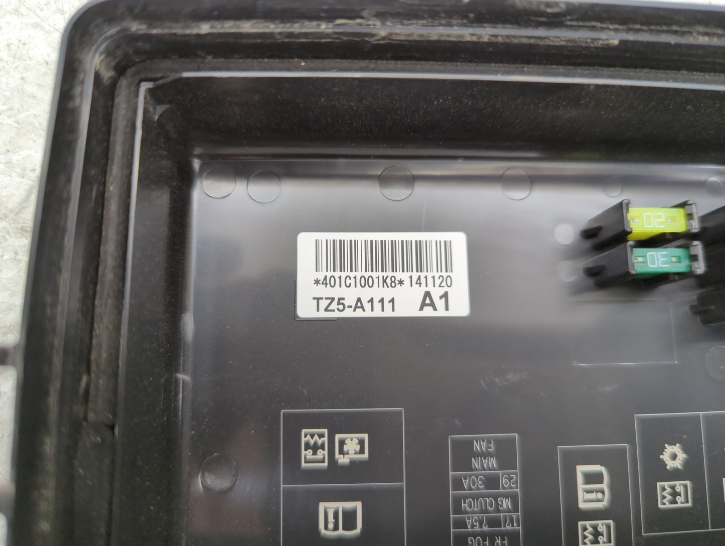 2014-2016 Acura Mdx Fusebox Fuse Box Panel Relay Module P/N:TZ5 A020 Fits Fits 2014 2015 2016 OEM Used Auto Parts - Oemuseda