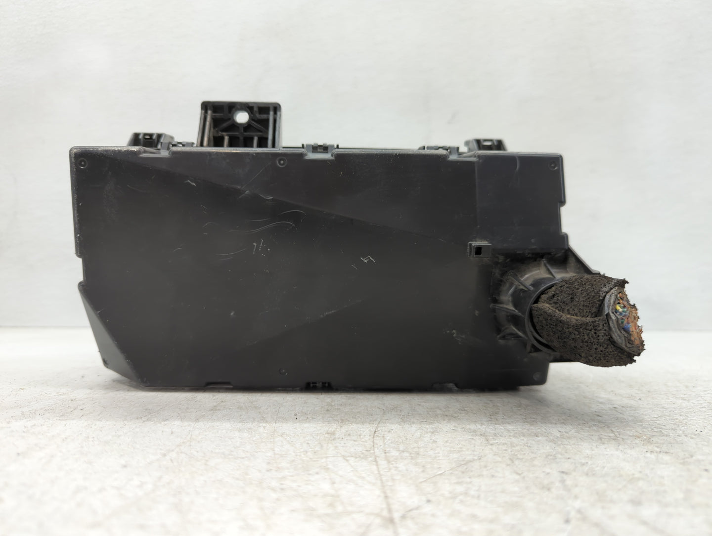 2014-2016 Acura Mdx Fusebox Fuse Box Panel Relay Module P/N:TZ5 A020 Fits Fits 2014 2015 2016 OEM Used Auto Parts - Oemuseda