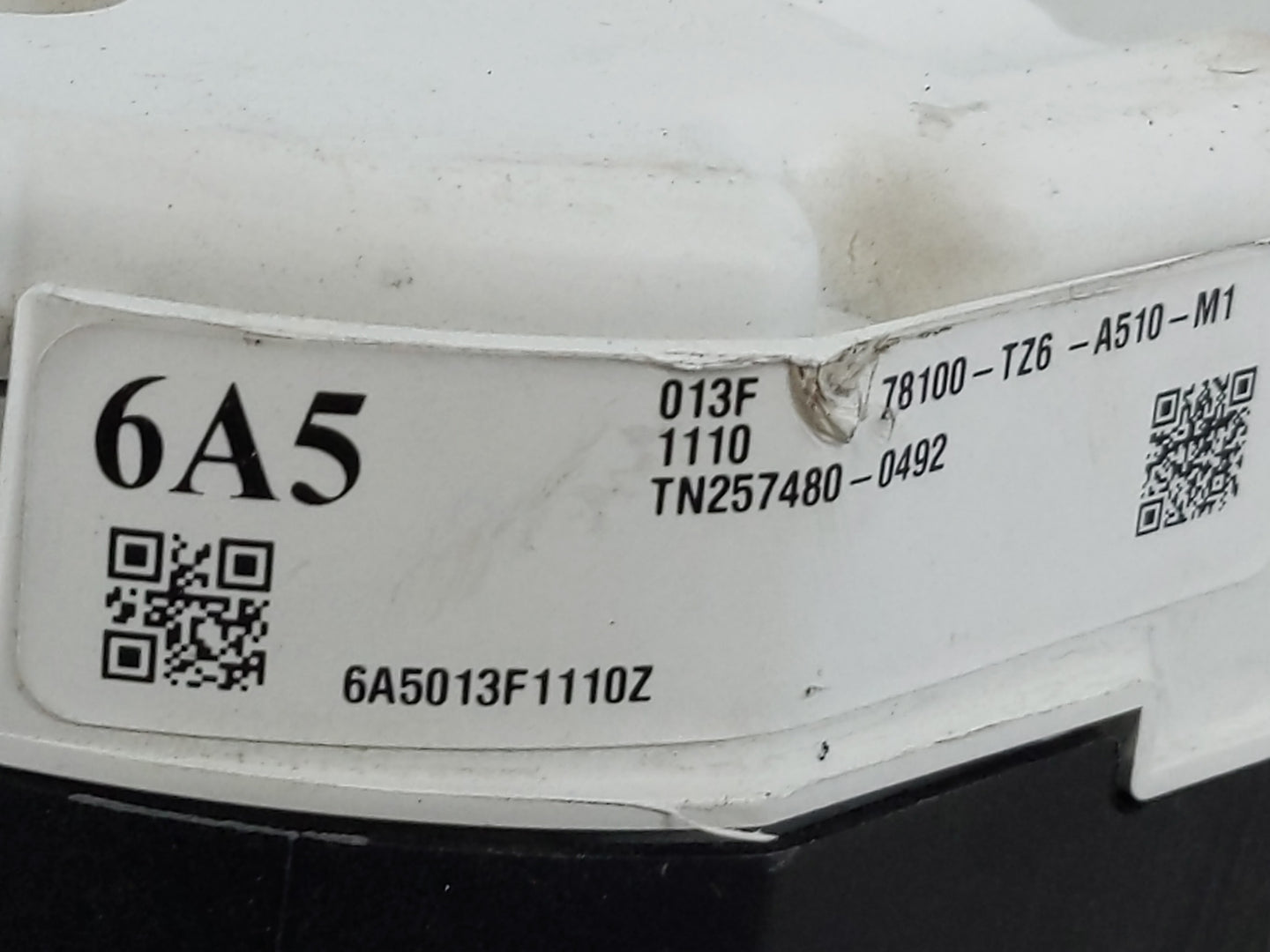 2016-2017 Acura Mdx Instrument Cluster Speedometer Gauges P/N:78100-TZ6-A510-M1 Fits Fits 2016 2017 OEM Used Auto Parts - Oe