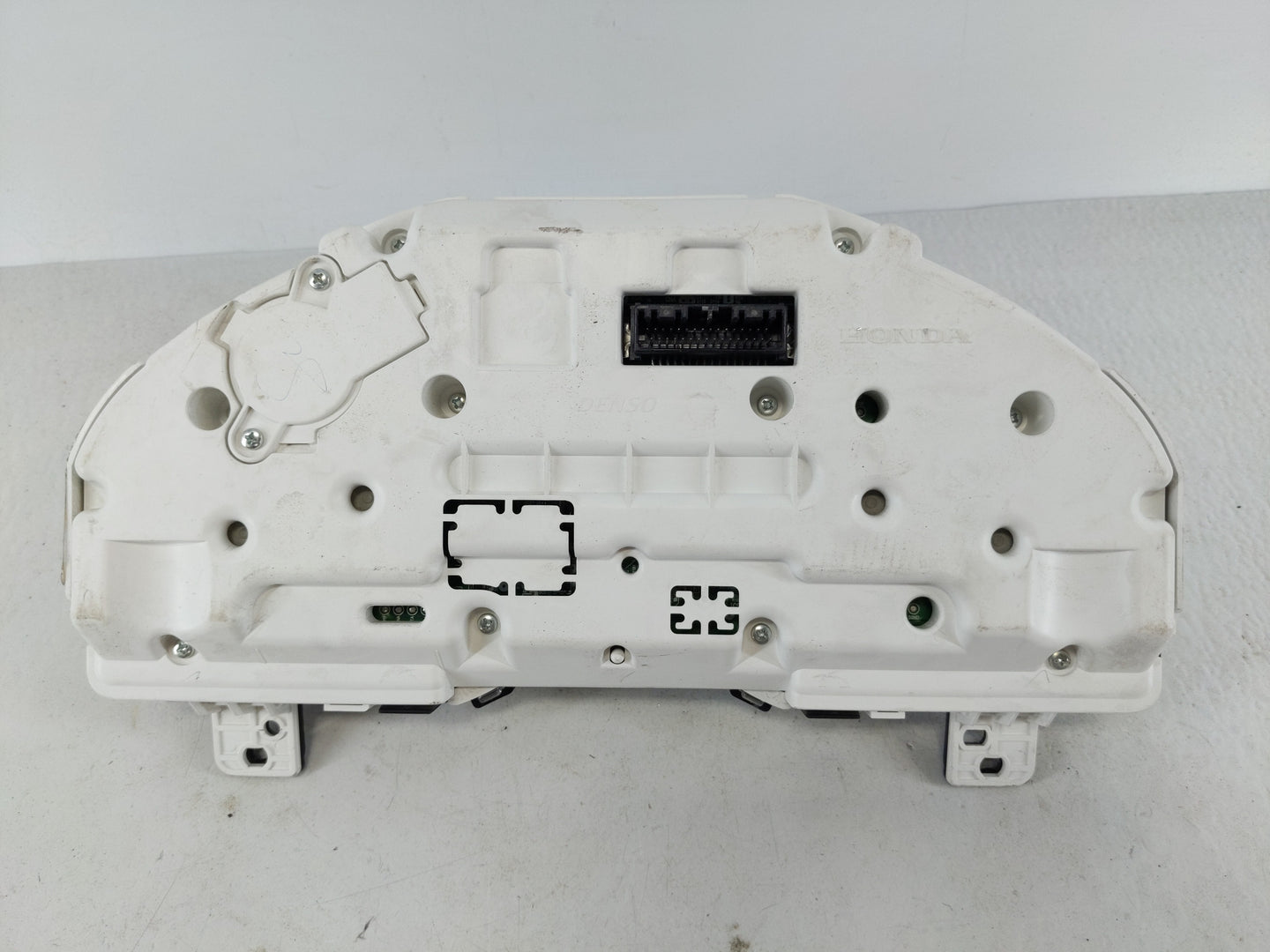 2016-2017 Acura Mdx Instrument Cluster Speedometer Gauges P/N:78100-TZ6-A510-M1 Fits Fits 2016 2017 OEM Used Auto Parts - Oe