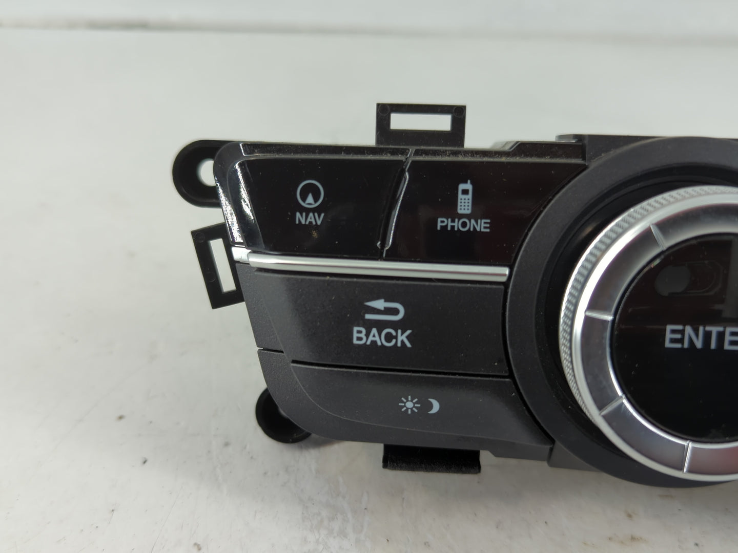 2014-2017 Acura Mdx Radio AM FM Cd Player Receiver Replacement P/N:TZ5-A110 Fits Fits 2014 2015 2016 2017 OEM Used Auto Part