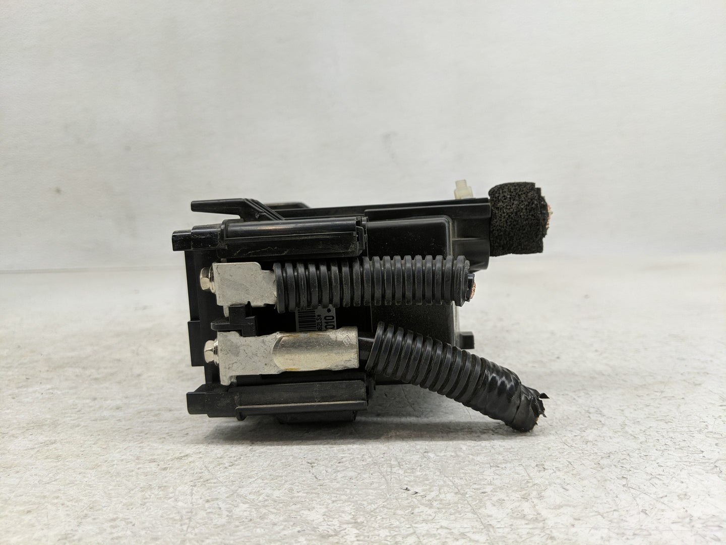 2014-2016 Acura Mdx Fusebox Fuse Box Panel Relay Module P/N:TZ5-A022 Fits Fits 2014 2015 2016 OEM Used Auto Parts - Oemuseda