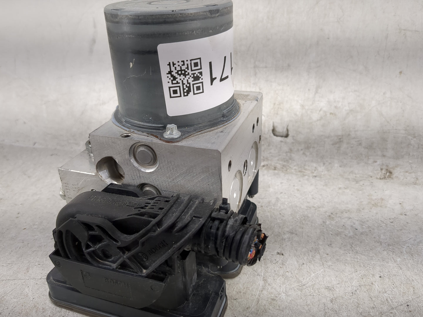 2016 Acura Mdx ABS Pump Control Module Replacement P/N:0265956188 2265106527 Fits OEM Used Auto Parts - Oemusedautoparts1.co