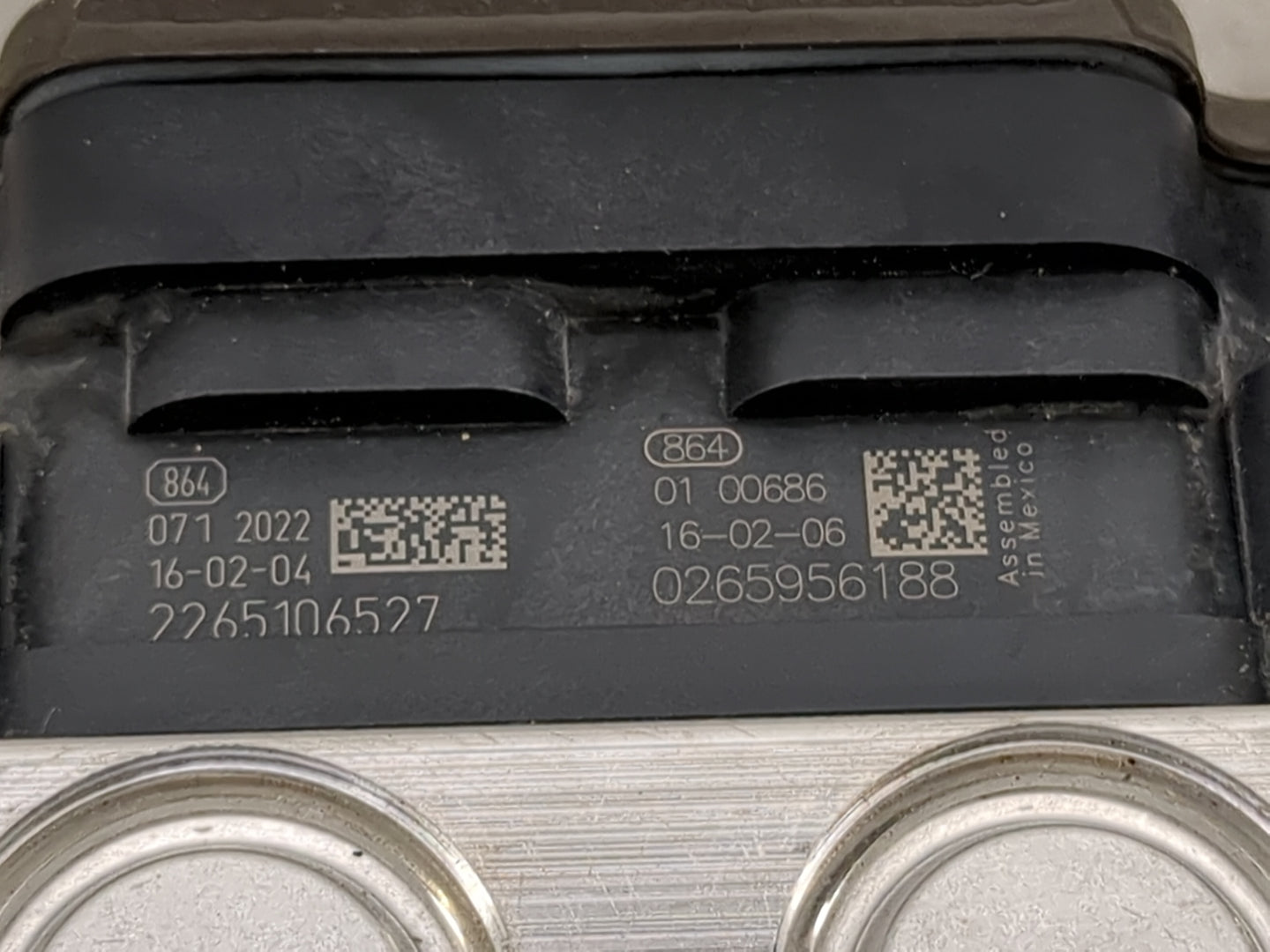 2016 Acura Mdx ABS Pump Control Module Replacement P/N:0265956188 2265106527 Fits OEM Used Auto Parts - Oemusedautoparts1.co