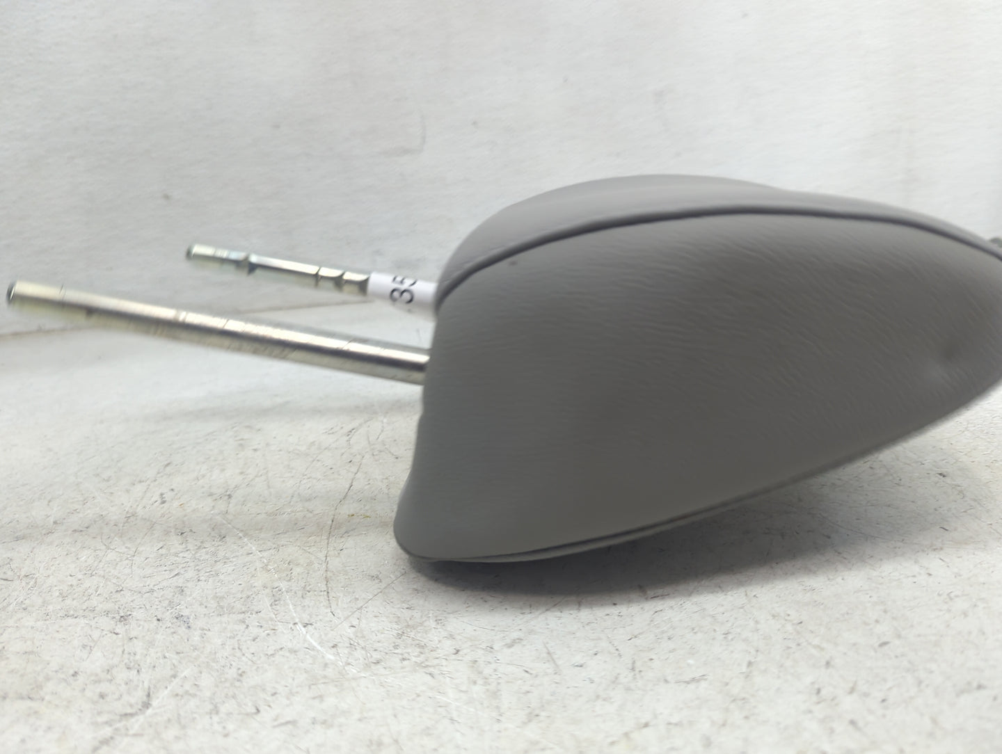 2016 Acura Mdx Headrest Head Rest Front Driver Seat Gray - Oemusedautoparts1.com