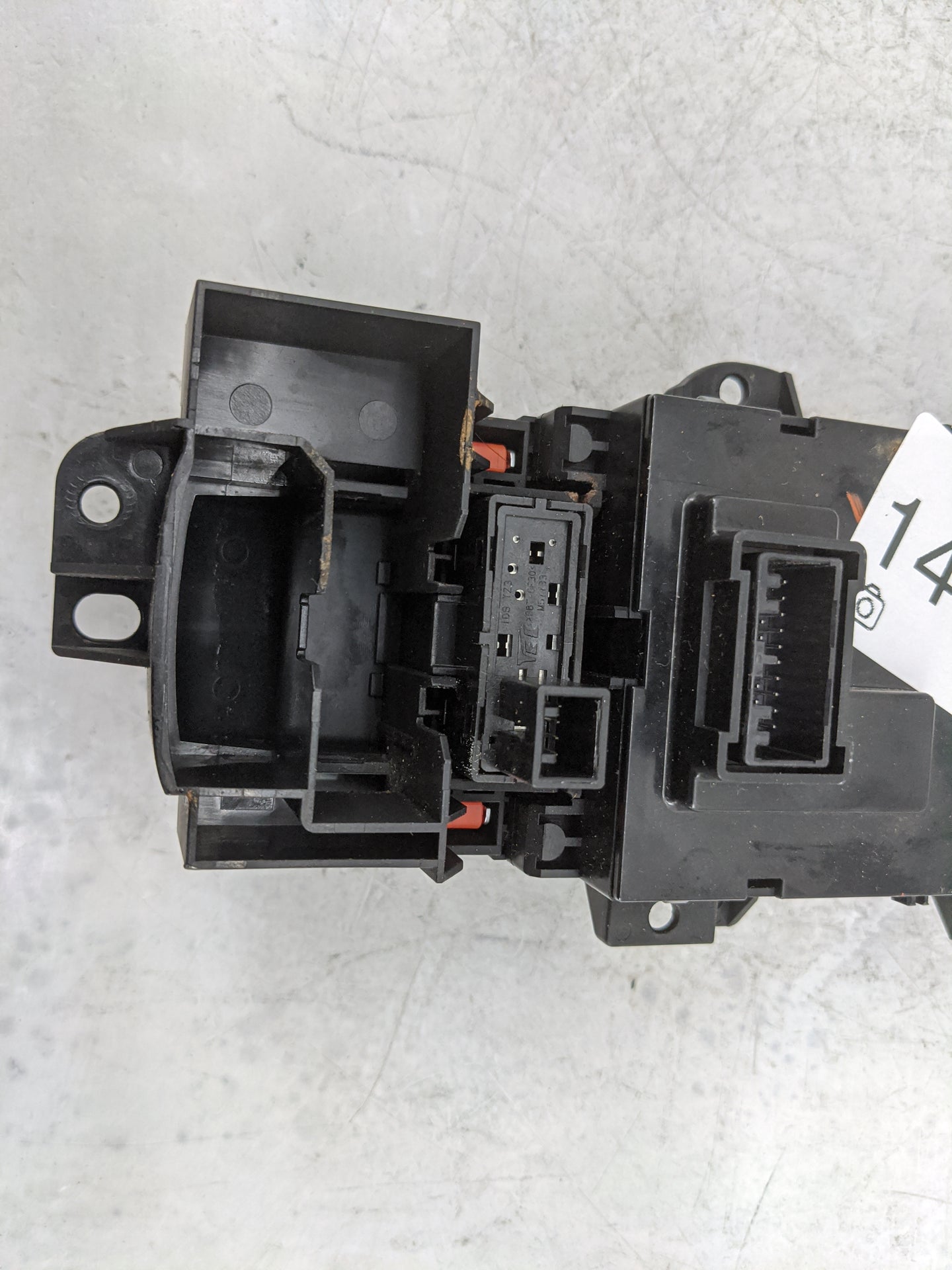 2016 Acura Mdx Floor Console Assembly Shifter - Oemusedautoparts1.com