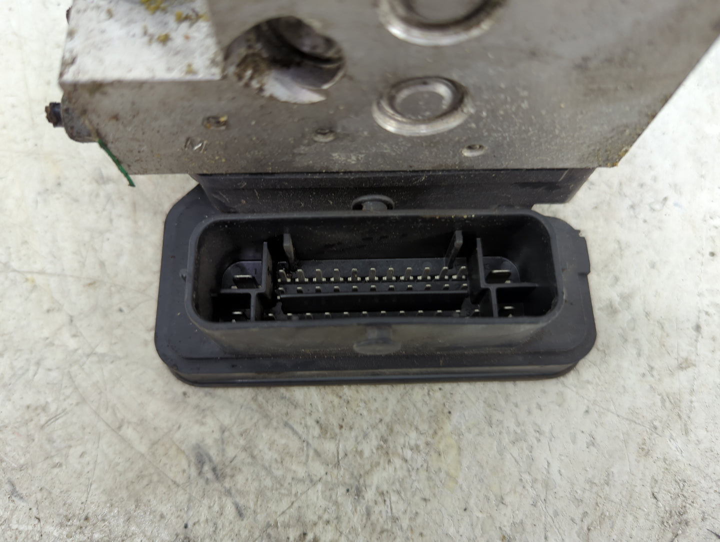 2016 Acura Mdx ABS Pump Control Module Replacement P/N:64511786401023 Fits OEM Used Auto Parts - Oemusedautoparts1.com