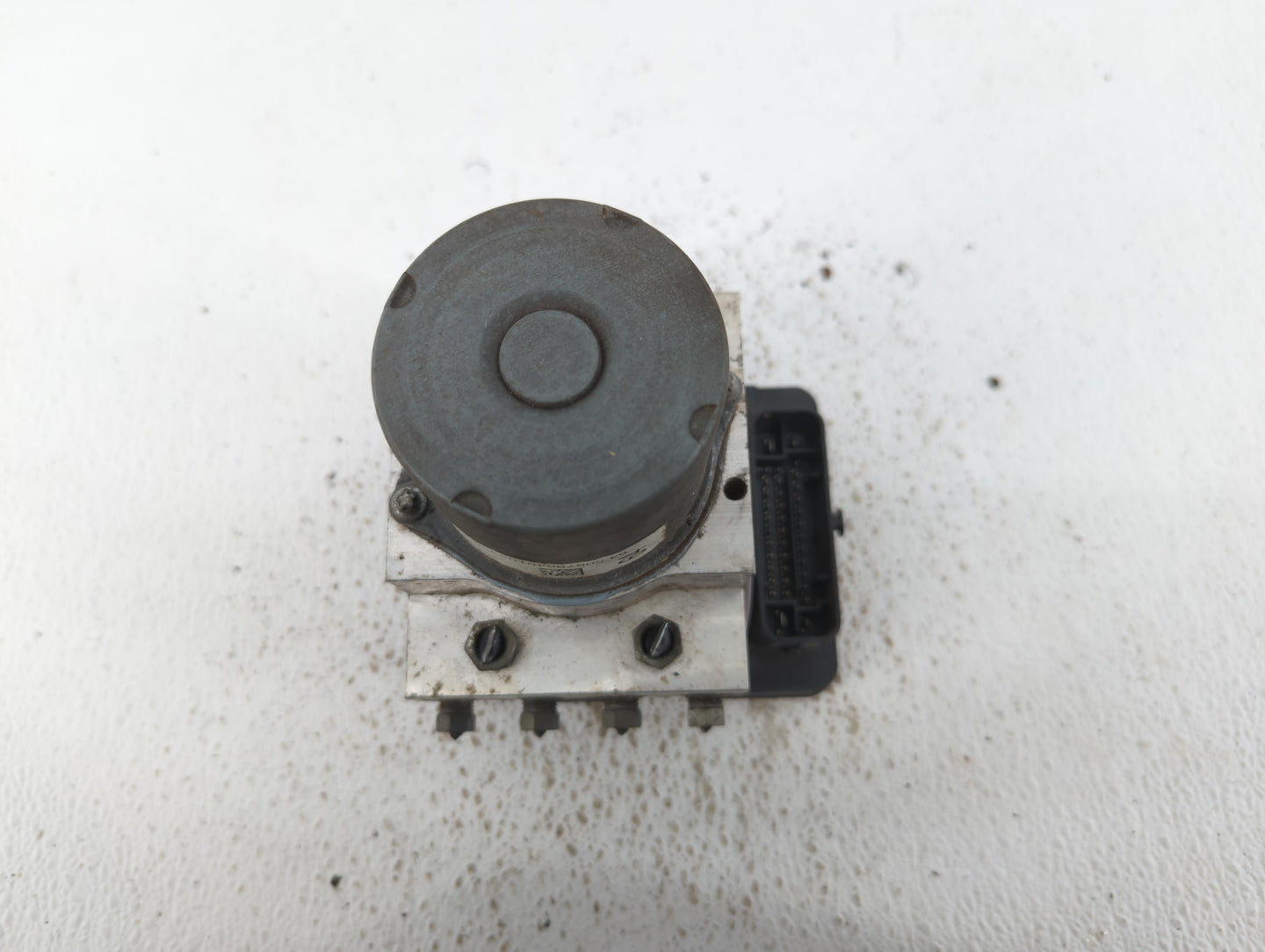 2016 Acura Mdx ABS Pump Control Module Replacement P/N:57110-TZ6-A430-M1 Fits OEM Used Auto Parts - Oemusedautoparts1.com