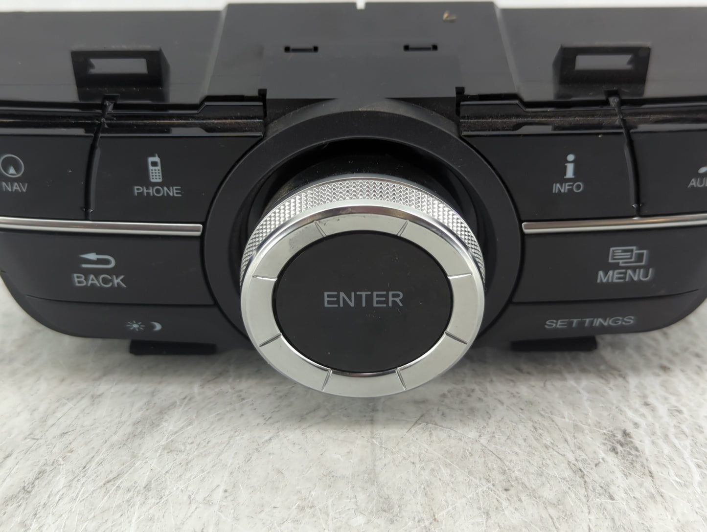 2014-2017 Acura Mdx Radio AM FM Cd Player Receiver Replacement P/N:2 M53408 Fits Fits 2014 2015 2016 2017 OEM Used Auto Part