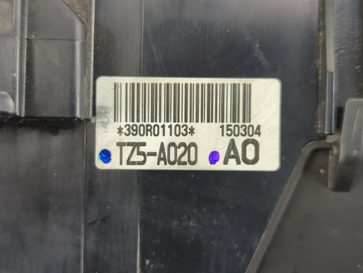 2016 Acura Mdx Fusebox Fuse Box Panel Relay Module P/N:390R01103 TZ5-A020 A0 Fits OEM Used Auto Parts - Oemusedautoparts1.co