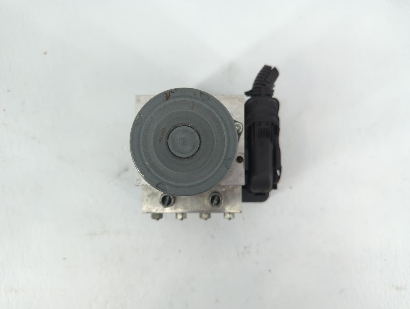 2016 Acura Mdx ABS Pump Control Module Replacement P/N:57110-TZ5-A430-M1 Fits OEM Used Auto Parts - Oemusedautoparts1.com