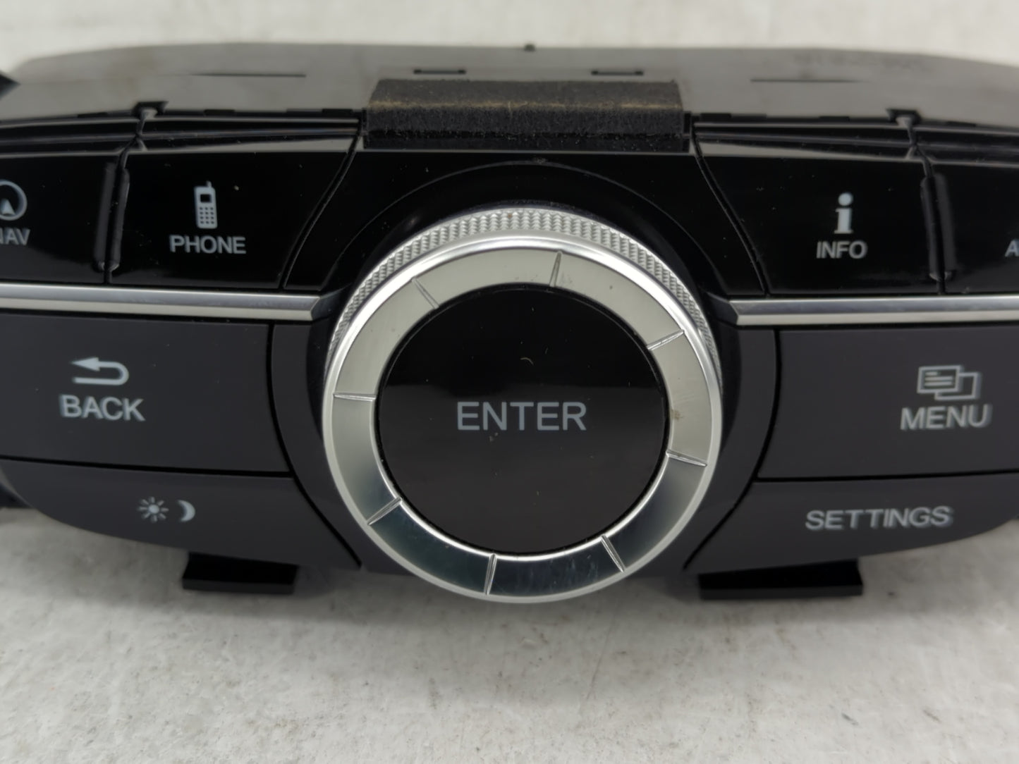 2016-2018 Acura Rdx Radio AM FM Cd Player Receiver Replacement P/N:TX4-X510 Fits Fits 2016 2017 2018 OEM Used Auto Parts - O