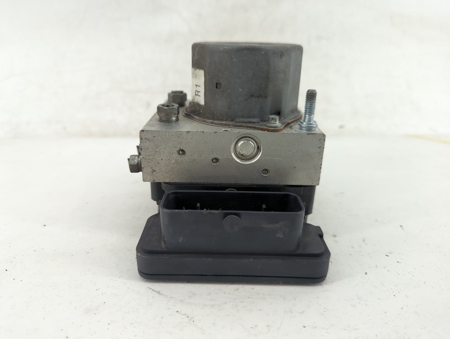 2016-2018 Acura Rdx ABS Pump Control Module Replacement P/N:989681 1509137 Fits Fits 2016 2017 2018 OEM Used Auto Parts - Oe